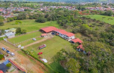 Caballeriza en Pavones