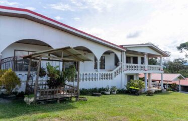 Caballeriza en Pavones