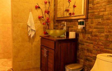 Caballeriza en Pavones