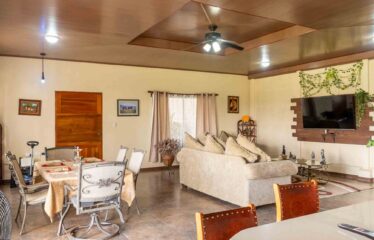 Caballeriza en Pavones