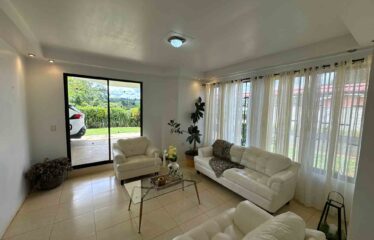 Casa Barrio El Hoyón