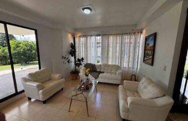 Casa Barrio El Hoyón