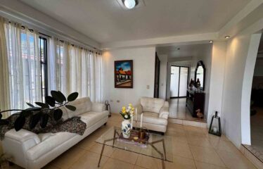 Casa Barrio El Hoyón