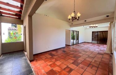 CASA EN RESIDENCIAL HACIENDA LOS REYES IDEAL PARA QUIENES BUSCAN PRIVACIDAD Y EXCLUSIVIDAD