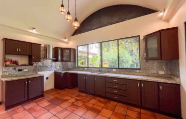 CASA EN RESIDENCIAL HACIENDA LOS REYES IDEAL PARA QUIENES BUSCAN PRIVACIDAD Y EXCLUSIVIDAD