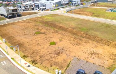 Venta de Lotes en Condominio Exclusivo en uno de los puntos de mayor crecimiento y plusvalía del este