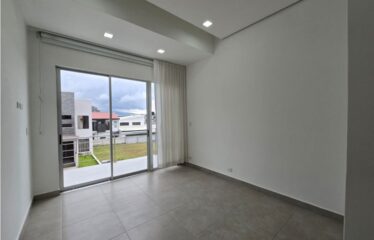 VENTA DE CASA, ALAJUELA, El COYOL, CONDOMINIO HACIENDA EL COYOL