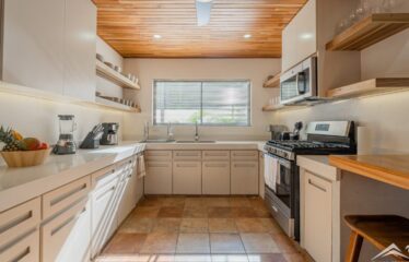Casa Nilu – Casa con piscina privada y negocio de Airbnb activo en Playa Hermosa