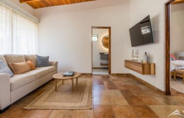 Casa Nilu – Casa con piscina privada y negocio de Airbnb activo en Playa Hermosa