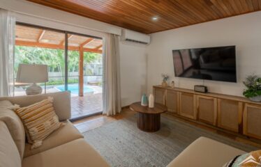 Casa Nilu – Casa con piscina privada y negocio de Airbnb activo en Playa Hermosa