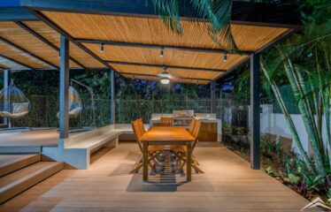 Casa Nilu – Casa con piscina privada y negocio de Airbnb activo en Playa Hermosa