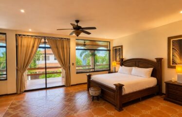 🌴 Exclusiva Casa Tropical en Venta en Hermosa Palms, Playa Hermosa | Comunidad Frente al Mar 🌊🏡